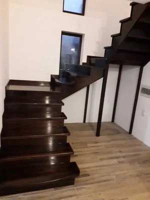 Parchet masiv si scari interioare din lemn - Buzau