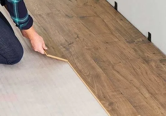 Parchet masiv si scari interioare din lemn - Buzau