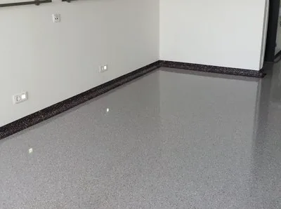 Parchet si decoratiuni din lemn masiv - Suceava