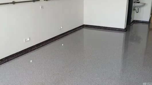 Parchet si decoratiuni din lemn masiv - Suceava