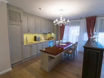 Mobilier din lemn masiv la comanda - Arad