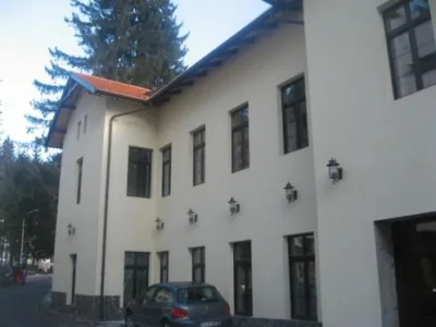 Tamplarie lemn stratificat - Urlati / Prahova