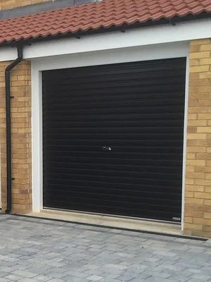 Jaluzele - rolete textile - usi garaj - Bragadiru / Ilfov