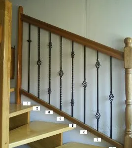 Scari de interior si balustrade din lemn masiv - Prejmer / Brasov