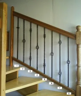Scari de interior si balustrade din lemn masiv - Prejmer / Brasov