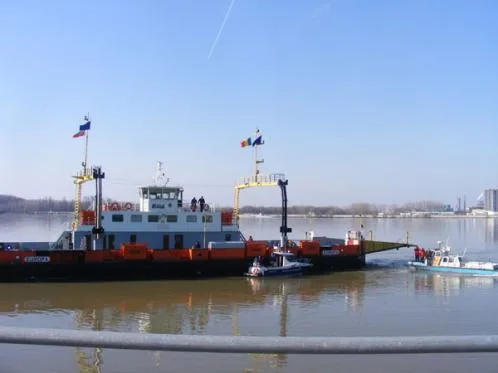 Operator feribot intre Turnu Magurele si Nicopole