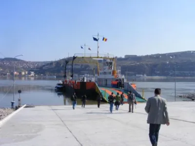Operator feribot intre Turnu Magurele si Nicopole