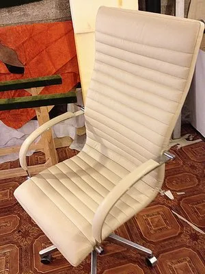 Reparatii fotolii - scaune - canapele la domiciliul clientului - Bucuresti