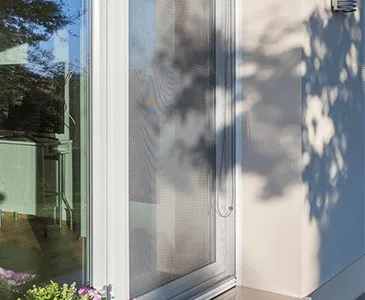 Fabricare sisteme de tamplarie termoizolanta pentru ferestre si usi - Pielesti / Dolj