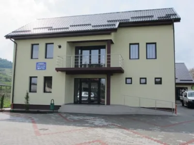 Comercializeaza si monteaza tamplarie din PVC - Bistrita