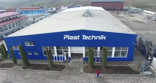 Comercializeaza si monteaza tamplarie din PVC - Bistrita