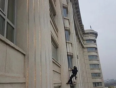 Servicii Alpinisti Utilitari Bucuresti