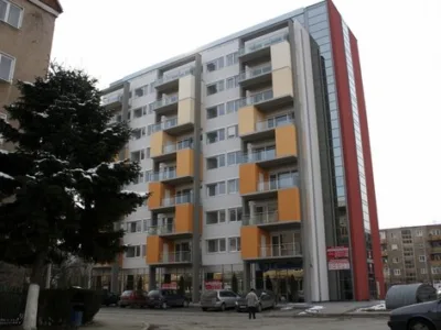 Tamplarie PVC si aluminiu - fatade ventilate - pereti cortina - Deva