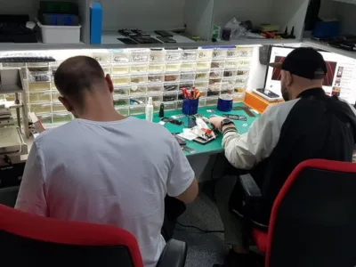 Service telefoane Bucuresti