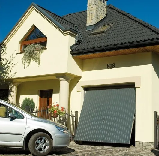 Usi - ferestre - jaluzele - rulouri - porti - Aiud / Alba