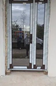 Comercializare - montaj Tamplarie PVC cu geam termopan Bucuresti
