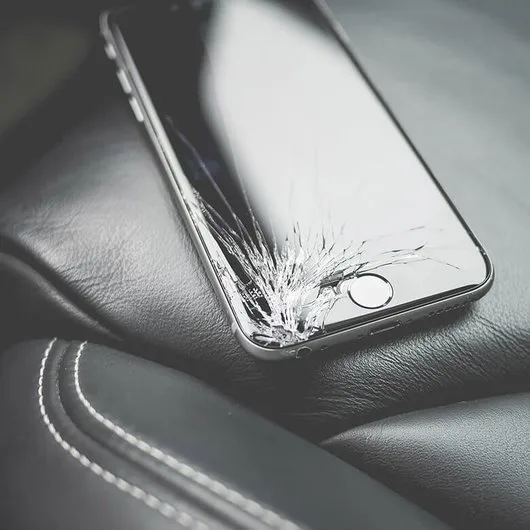 Reparatii telefoane - laptop -uri - pc -uri - Bucuresti