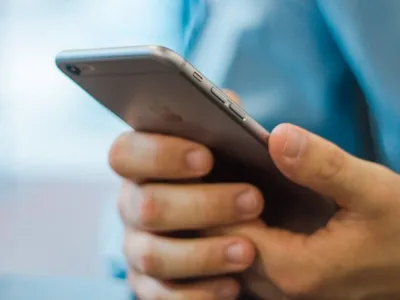 Reparatii telefoane - laptop -uri - pc -uri - Bucuresti