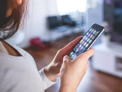 Reparatii telefoane - laptop -uri - pc -uri - Bucuresti