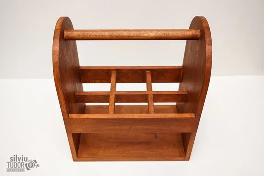 Atelier tamplarie obiecte unice din lemn masiv la comanda - Bucuresti