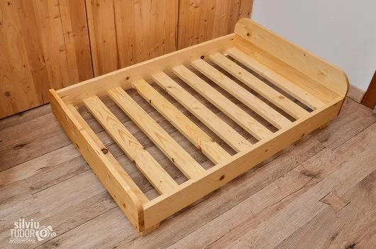 Atelier tamplarie obiecte unice din lemn masiv la comanda - Bucuresti