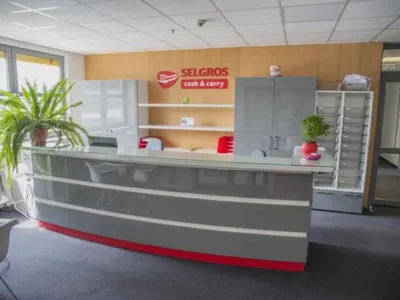 Mobilier locuinte - spatii comerciale - birouri - Brasov