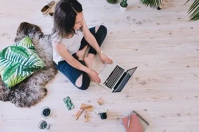 Usi - parchet - ferestre - scari din lemn - Bucuresti