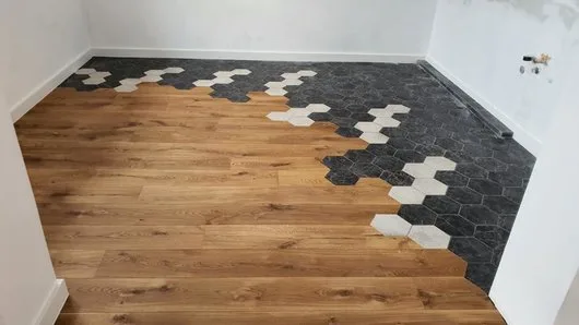 Usi - parchet - ferestre - scari din lemn - Bucuresti