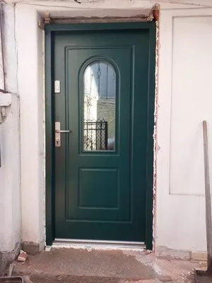 Usi - parchet - ferestre - scari din lemn - Bucuresti