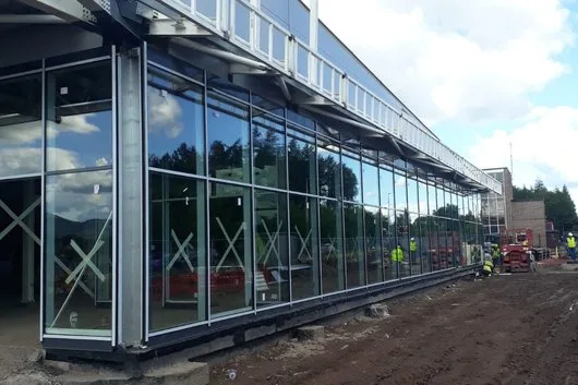 Usi si ferestre tamplarie din aluminiu - Sfantu Gheorghe / Covasna