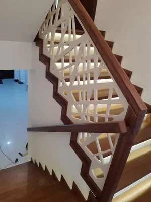 Producator usi - ferestre si scari din lemn - Bucuresti
