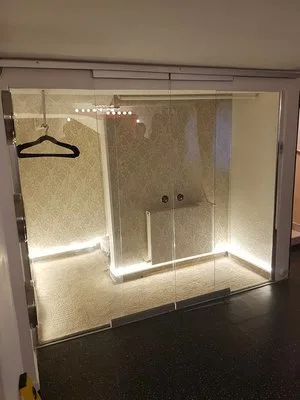 Usi sticla - placari - compartimentari sticla - Bucuresti