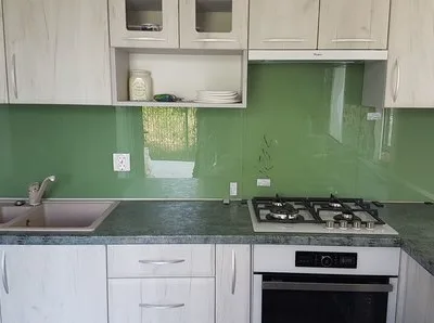 Amenajari interioare cu sticla securizata - Bucuresti