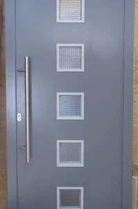 Productie si comercializare de usi si ferestre din lemn - Ciceu / Harghita