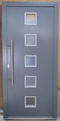 Productie si comercializare de usi si ferestre din lemn - Ciceu / Harghita