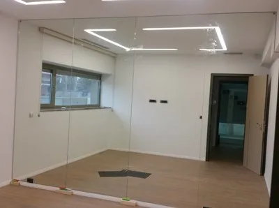 Amenajari interioare cu sticla - Popesti Leordeni / Ilfov