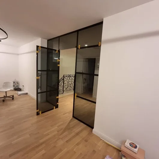 Amenajari interioare cu sticla - Popesti Leordeni / Ilfov