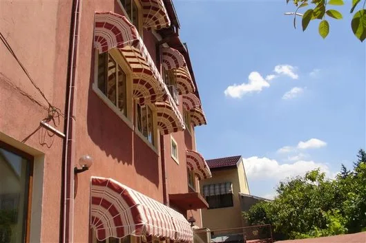 Sisteme de Umbrire - Inchideri Terase Bucuresti