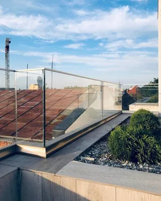 Usi - scari - balustrade sticla Ilfov