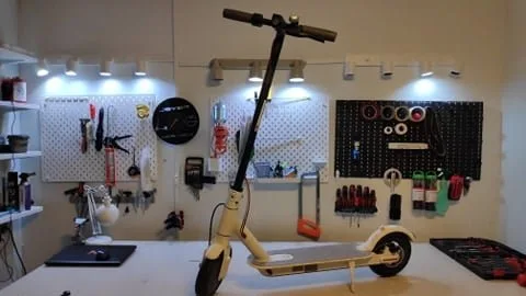 Service trotinete electrice - Bucuresti