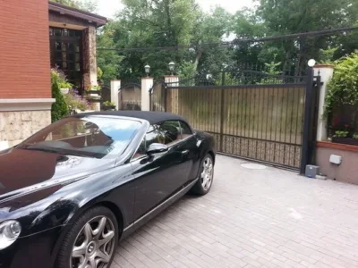 Usi de garaj automate - bariere auto - Voluntari / Ilfov
