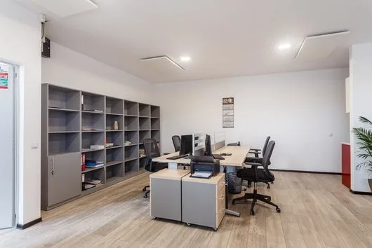 Usi industriale - usi sectionale - usi garaj - Otopeni / Ilfov