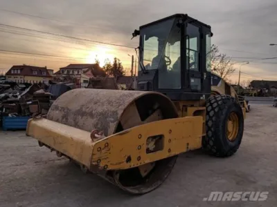 Inchirieri si reparatii excavatoare - Petresti / Ilfov
