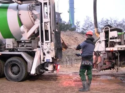 Statii betoane ,inchiriere vibrator beton - Bucuresti