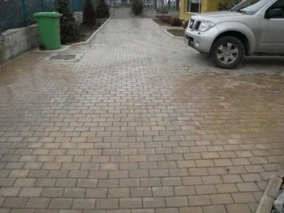 Cluj -Napoca - Pavaje - placi - dale si borduri
