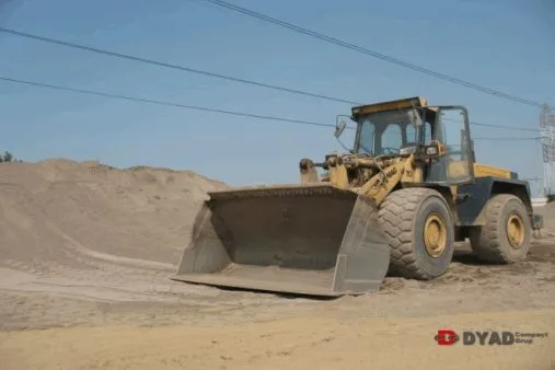 Inchirieri autobasculante - excavatoare - buldozere - Bucuresti