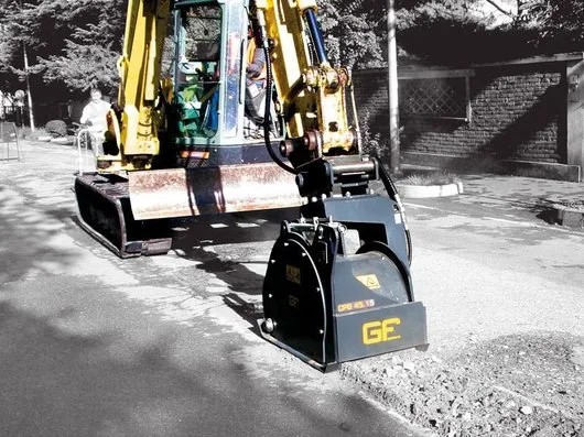 Vanzari - inchirieri si service utilaje de constructii - Oradea