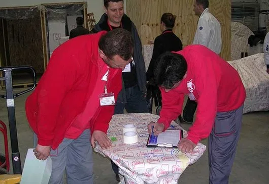 Transport si mutari locale si internationale