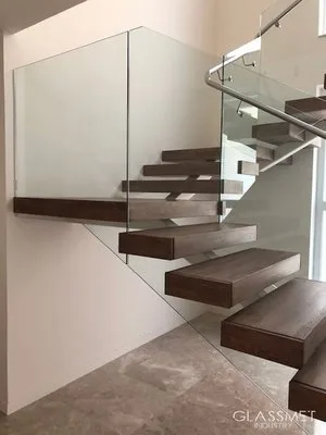 Scari - balustrade sticla si inox Bucuresti