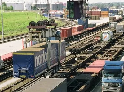Transporturi de marfa aeriene - maritime - feroviare - Otopeni / Ilfov